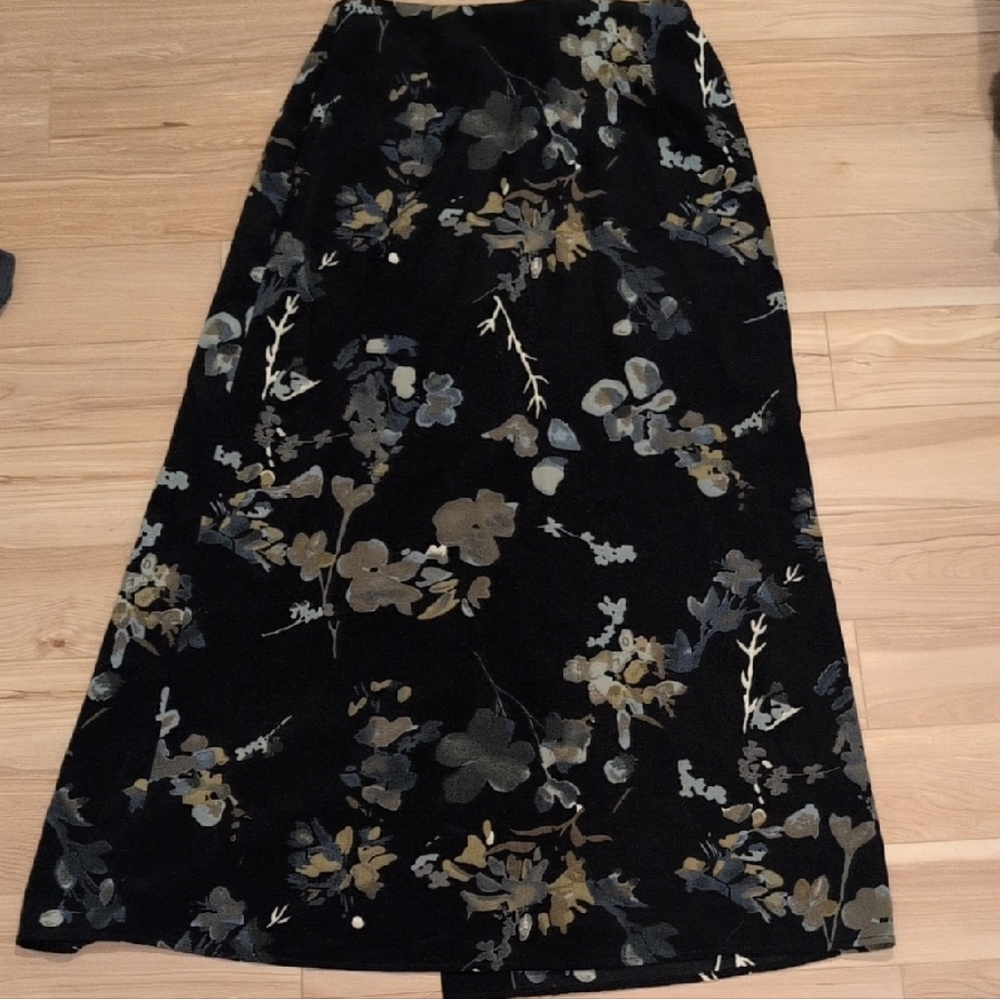 MIA Black Floral A-Line Skirt